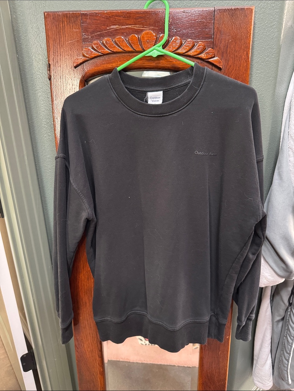 Outdoor Voices Black Crewneck Pullover Sweater